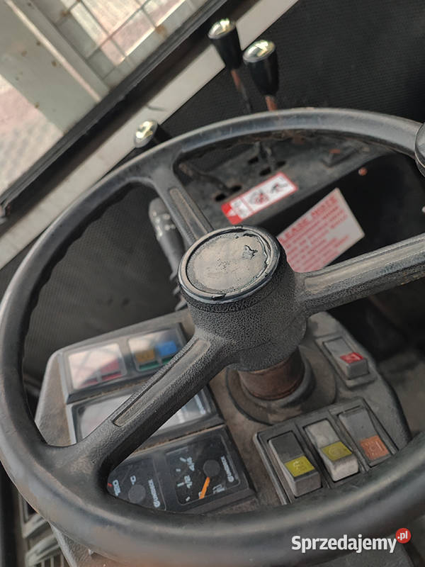 Commander C40SA wózek widłowy bocznego załadunku Kęty