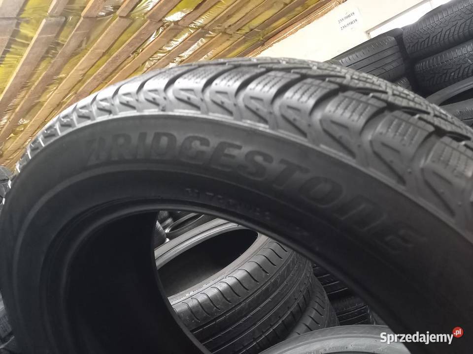 2x Opona używana zimowa 23555R18 BRIDGESTONE 209 55 Zaścianki