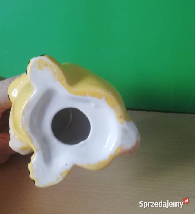 Porcelana piesek z lat PRL Warszawa