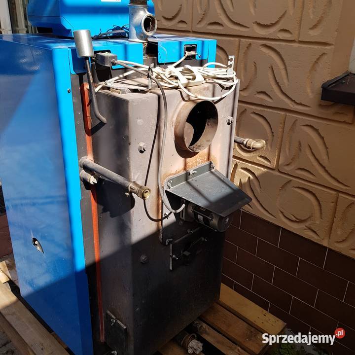 Piec Buderus 21 kW na drewno zagazowane drewno Chojna