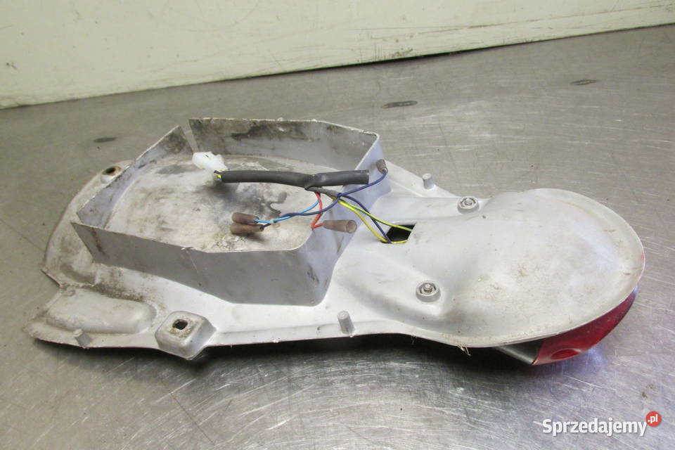 Tylna lampa nadkole Aprilia RS 50 99r