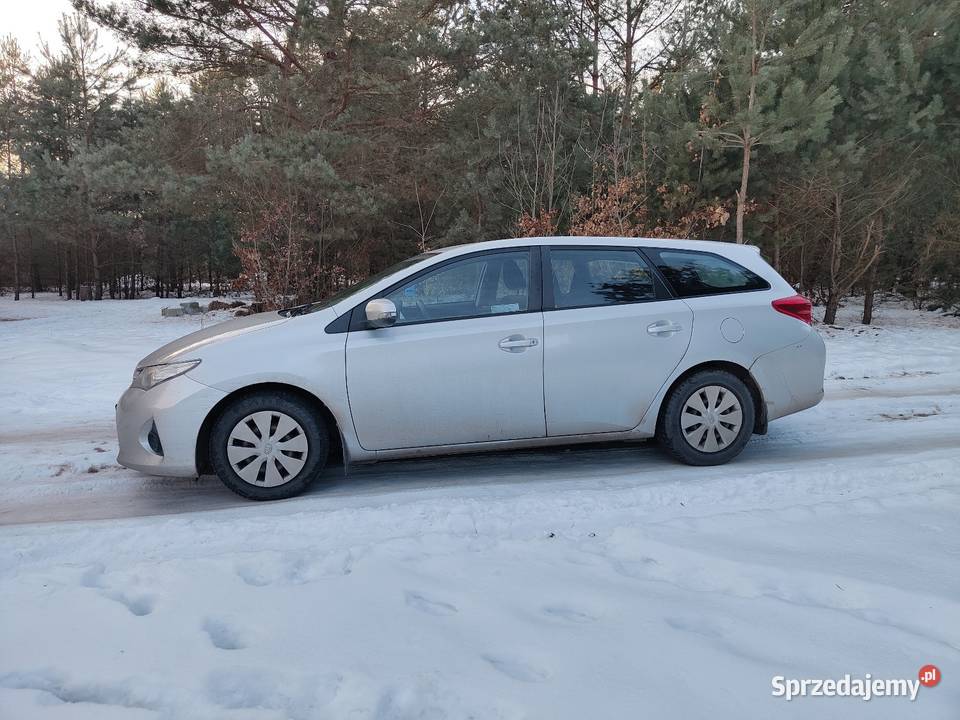 Toyota Auris 14 D4D 90 2014r Salon ZAMIANA 90KM Auris Bogoria