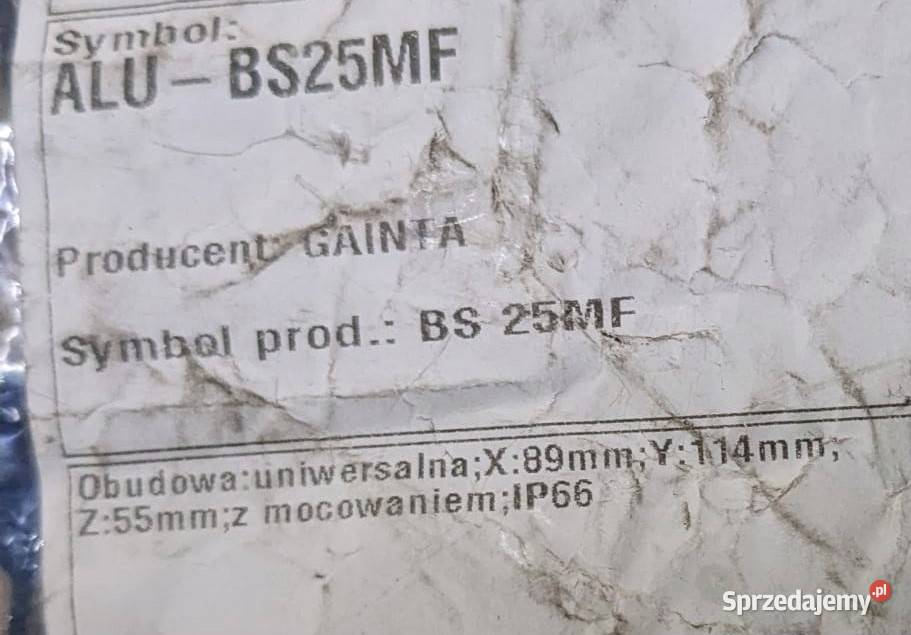 Obudowa uniwersalna o wymiarach X 89mm Y114mm Maniowy