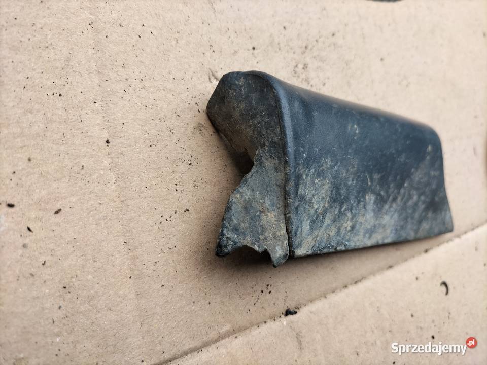 Listwa błotnika dolna AUDI 80 B4 80B4 osobowe lubelskie Kamień-Kolonia