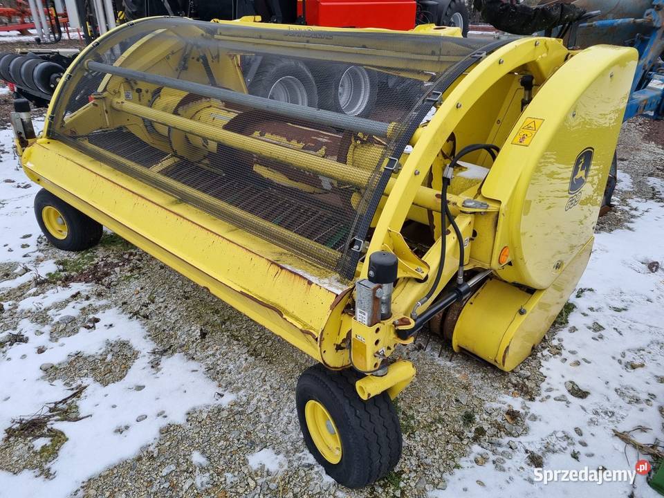 Podbieracz do sieczkarni serii 8000 John Deere Dziwie