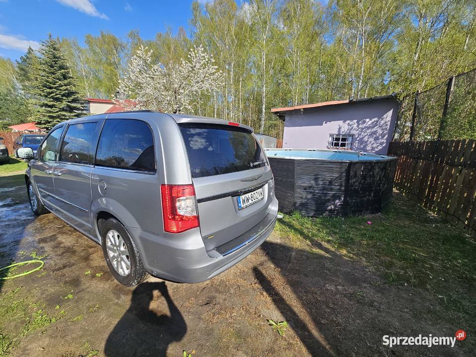 Chrysler town country 36 lpg 2016r automatyczna łódzkie Emilia