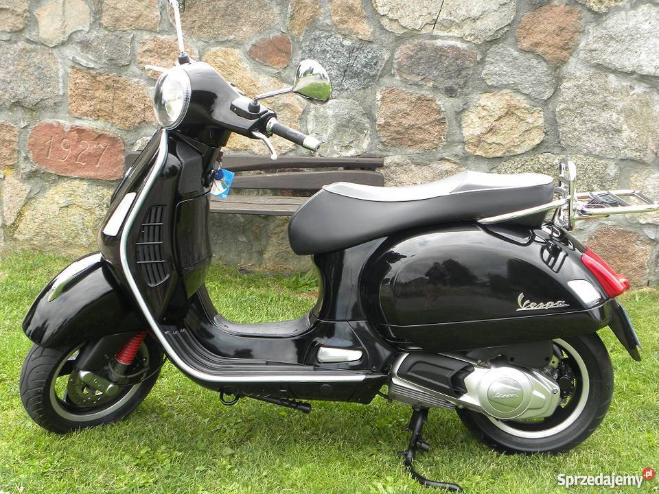 PIAGGIO VESPA GTS 125 IE 2010 R 13500 PRZEBIEG 125cm3 Vespa Rawa Mazowiecka