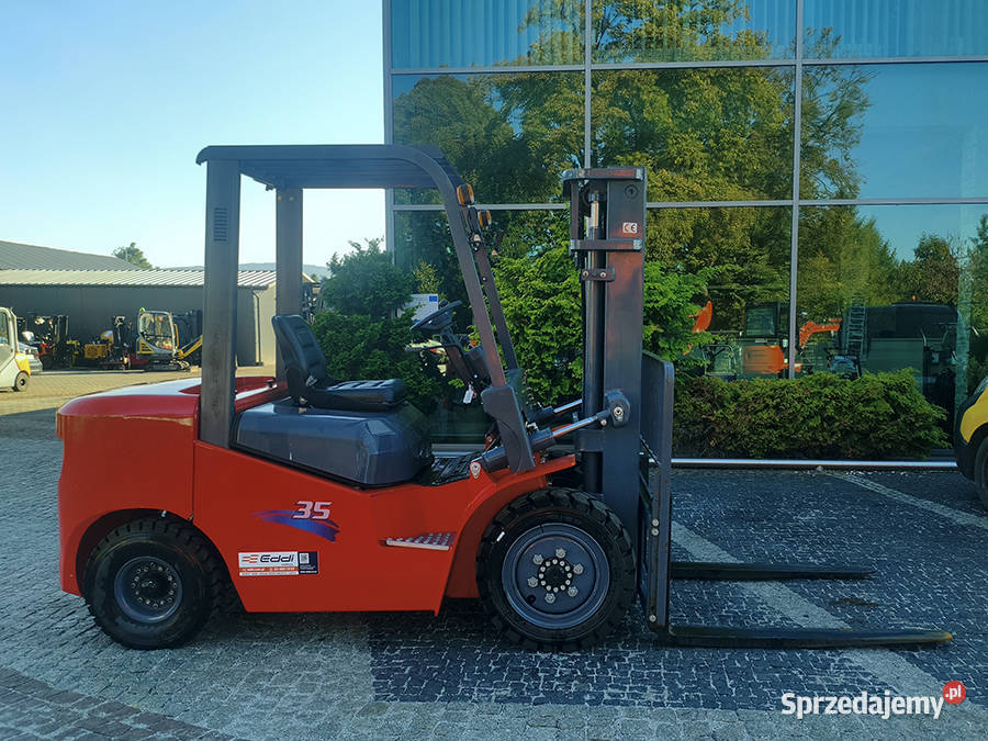 Wózek widłowy Hchi CPCD35 triplex 45 m diesel