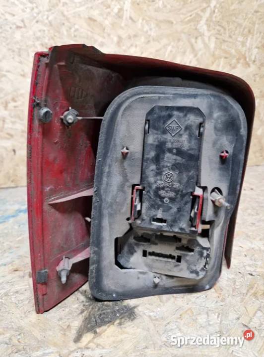 passat b5 kombi lampa prawy tył tył prawy Złotoryja