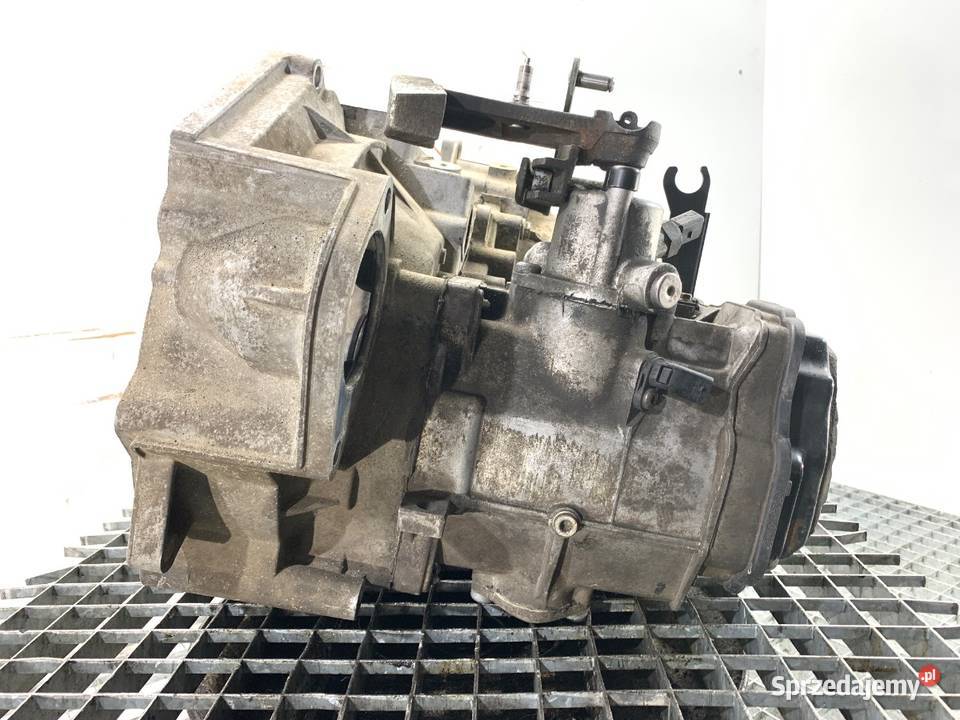 SKRZYNIA BIEGÓW VW TRANSPORTER T6 UDY 20 110