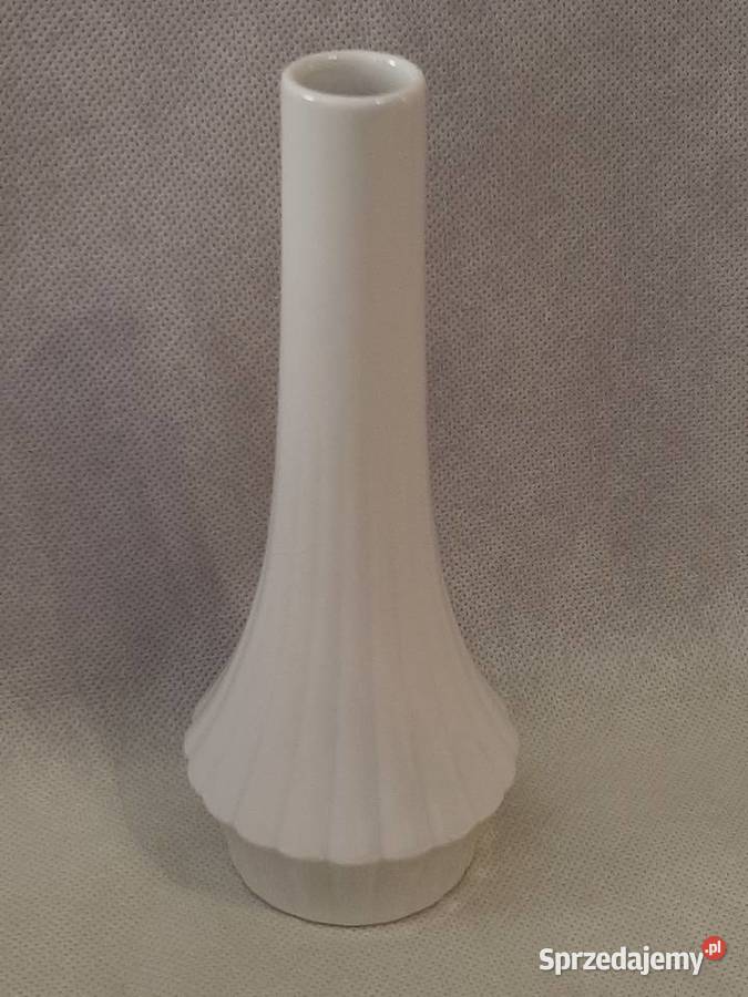Piękny biały ceramiczny wazon niemieckisygnowany Inowrocław
