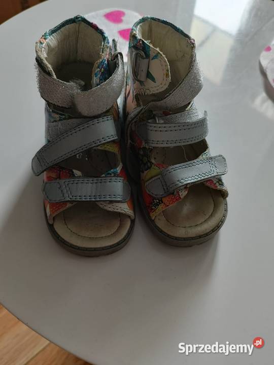 Sandaly Górki Małe