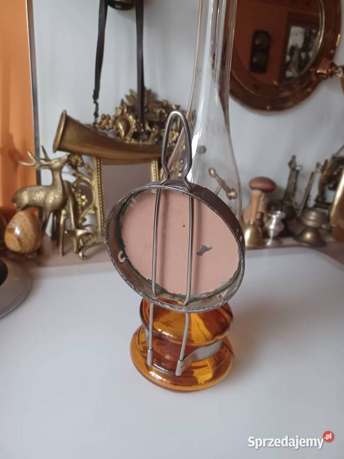 Naftowa lampa z czasów PRL Poznań