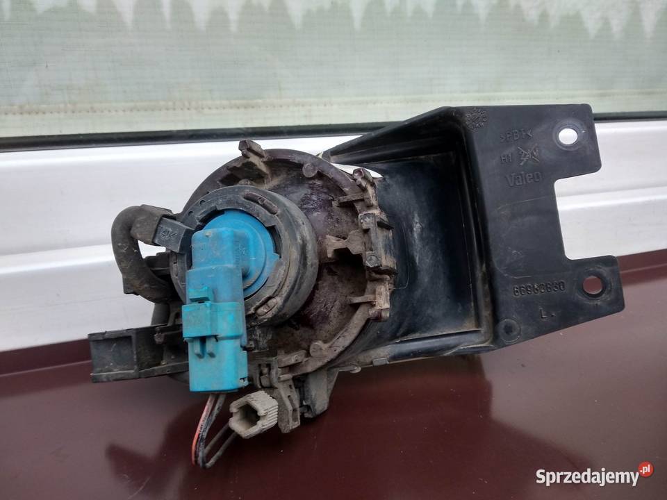 Nissan Primera P11 LIFT FL halogeny lampy łódzkie sprzedam