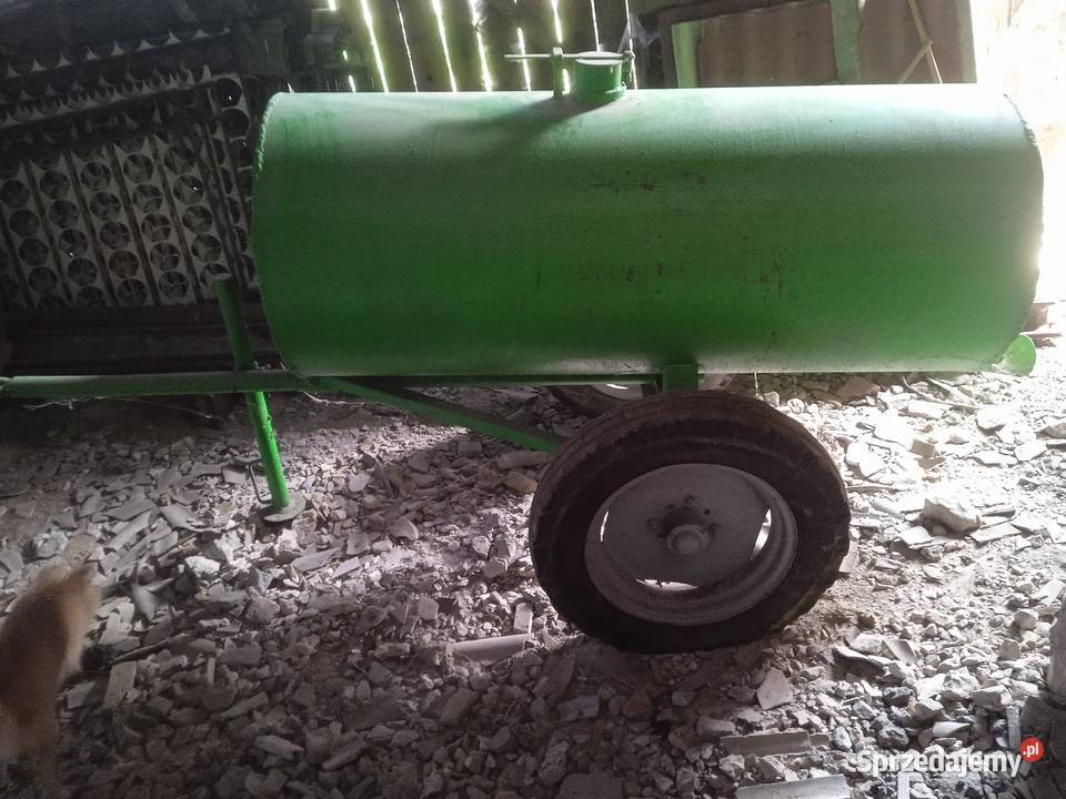 Beczka na wodęgnojowice Skała