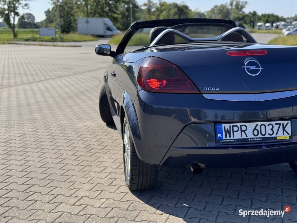 Opel Tigra Twin Top cabrio Rok produkcji 2008