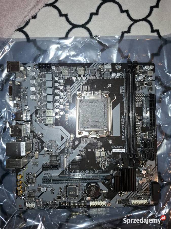 Gigabyte B650M S2H płyta główna AM5 DDR5 mATX FV sprzedam