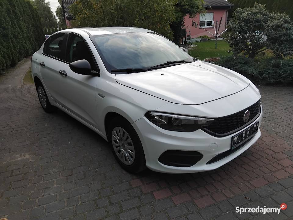 Fiat tipo 14 benzyna 2018 134 przebiegu 1400cm3 Tipo Tipo Poznań