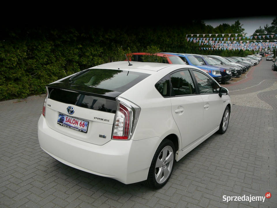 Toyota Prius 18 Navi kamera 100bezwypadkowy Stan tempomat Częstochowa