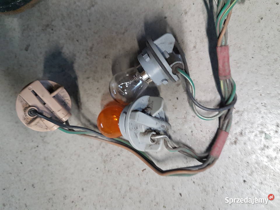 NISSAN NAVARA 2004 INSTALACJA LAMPY TYL WKLADKA Turek