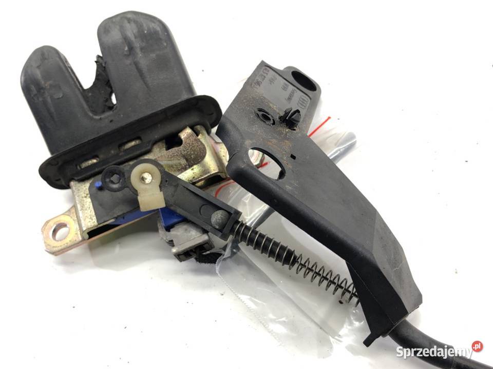 ZAMEK KLAPY TYŁ AUDI A4 B6 SedanLimuzyna