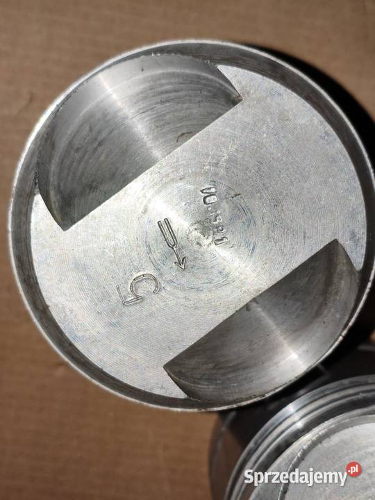 Oryginalne nowe tłoki 7815 Dniepr MT K650