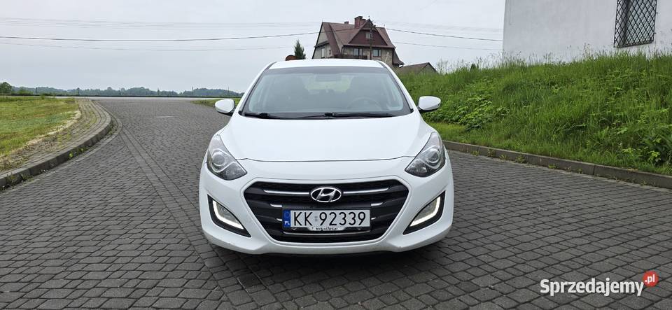 Hyundai i30 lift 16 110 salon Polska światła do jazdy dziennej Wadowice sprzedam