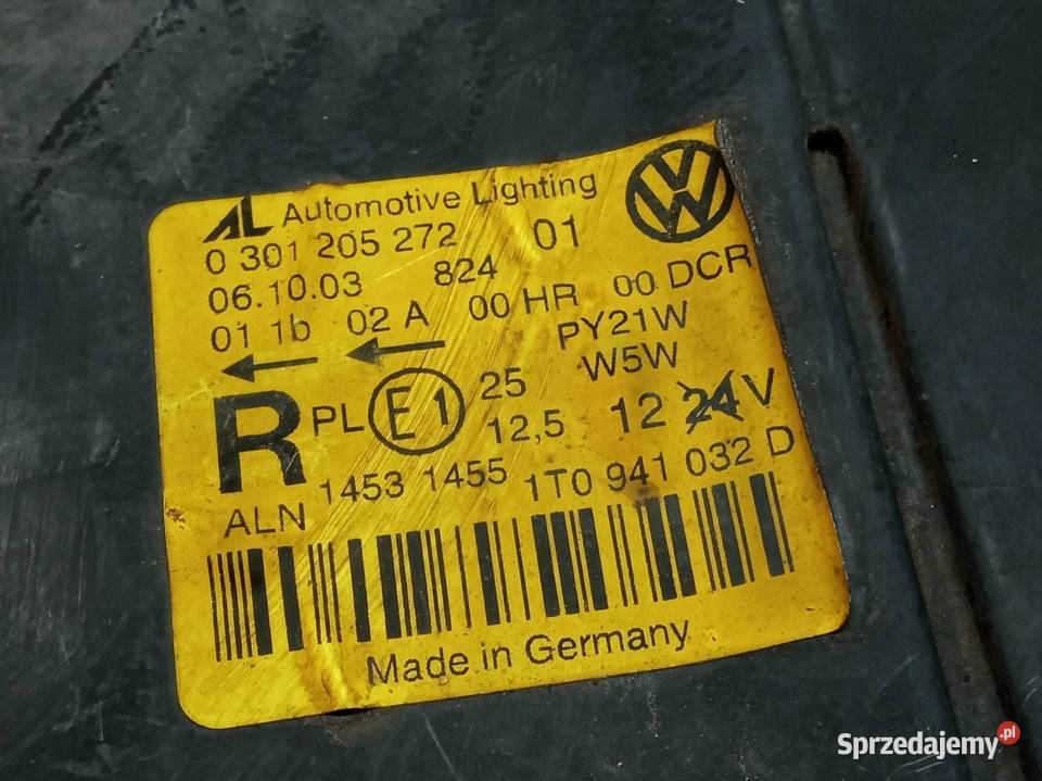 LAMPA PRZÓD PRAWA XENON 1T0941032D VW Volkswagen