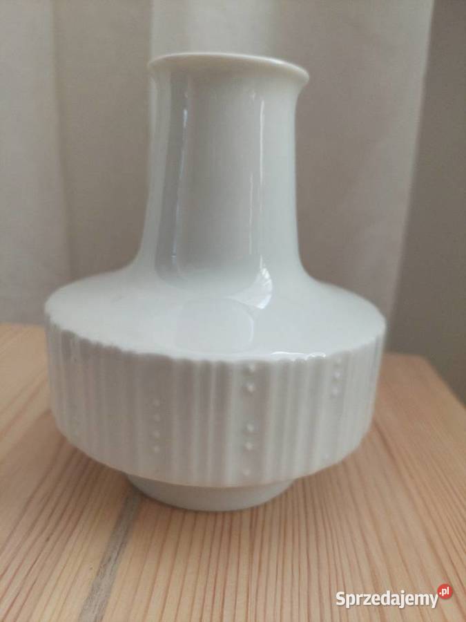 Wazon z wzorem reliefowym sygnowany Eschenbach Mirosławiec