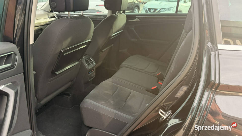 Volkswagen Tiguan RLine GwarancjaDSG II 20162024 Sade Budy sprzedam