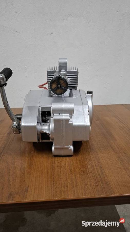 Sprzedam silnik romet motorynka 019023025 Motoryzacja Sucha Beskidzka