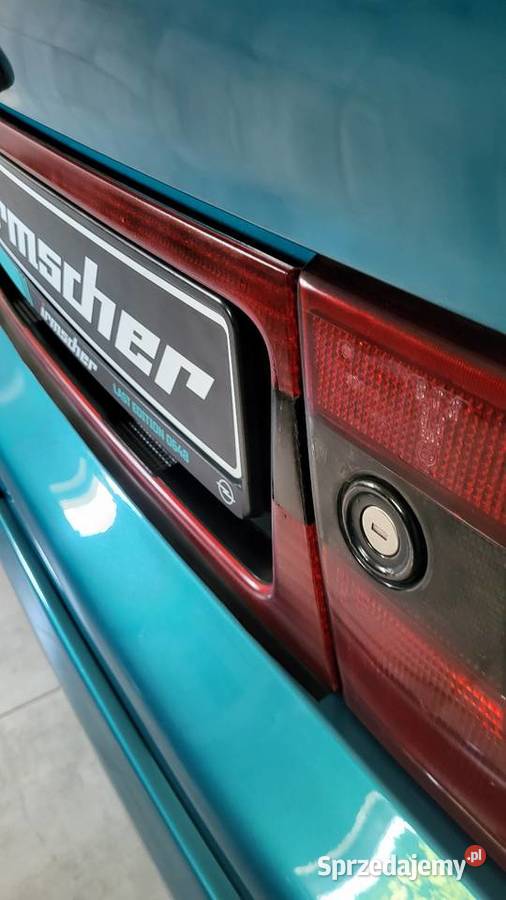 Opel Calibra blenda Heckblende Motoryzacja Wałbrzych