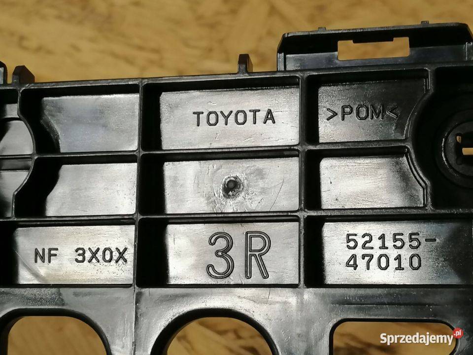 TOYOTA PRIUS ŚLIZG ZDERZAK PRAWY TYŁ 5215547010 osobowe Pozostałe Pleszew sprzedam
