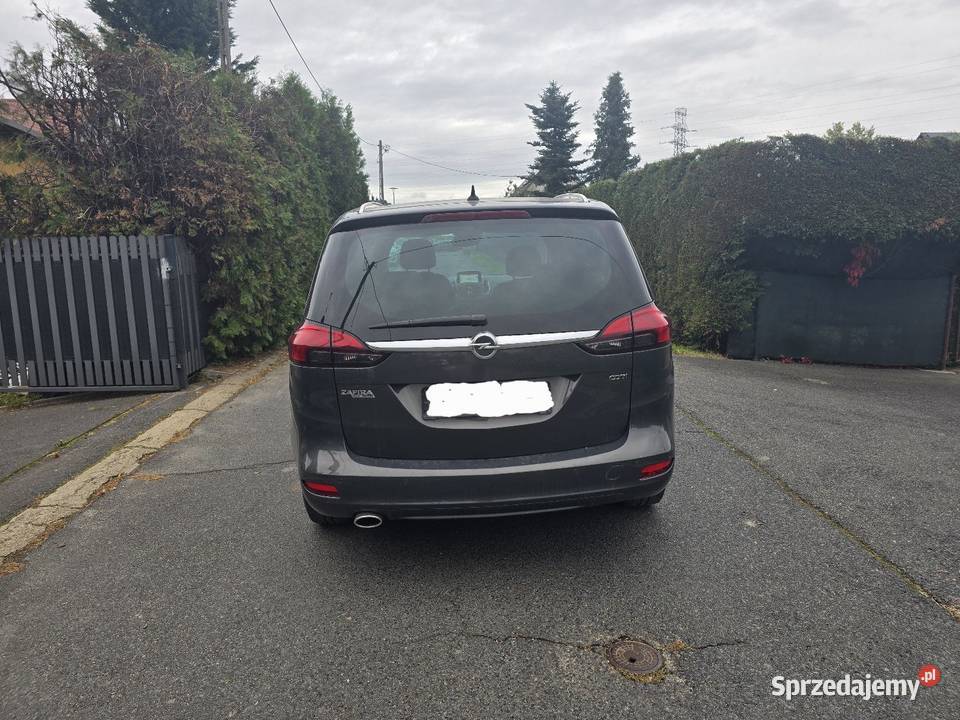 Opel Zafira C 2014r 20 CDTI 165 Cosmo Alu 17 czujnik martwego pola Polkowice