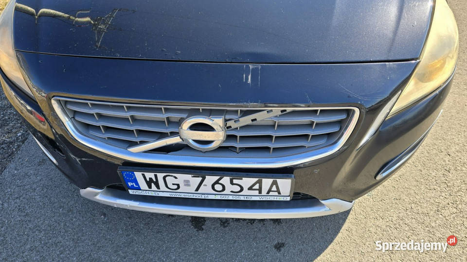 Volvo V60 Lekko Uszkodzony sprawny Jeżdżący I Karczew sprzedam