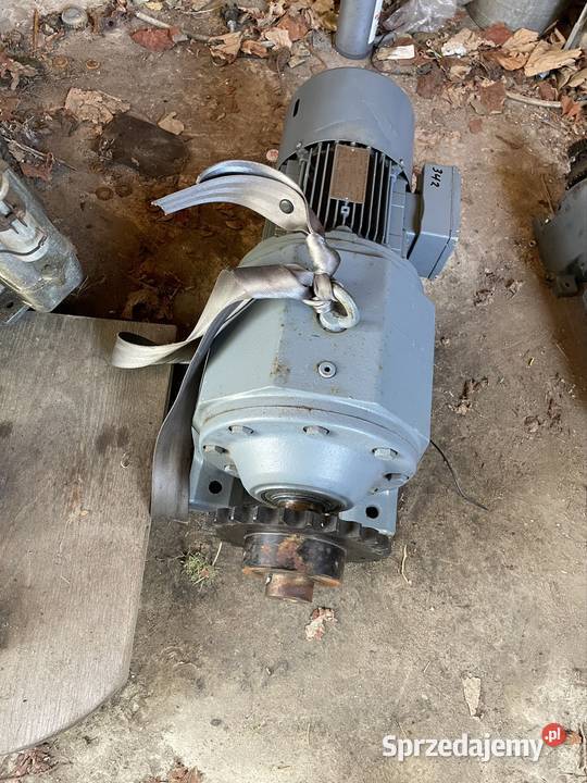 Motoreduktor SEW 15kW 142010 obr hamulec
