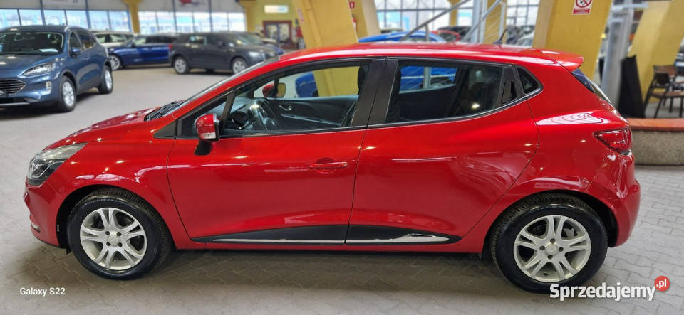 Renault Clio 201718 opis W podanej ROCZNA czerwony