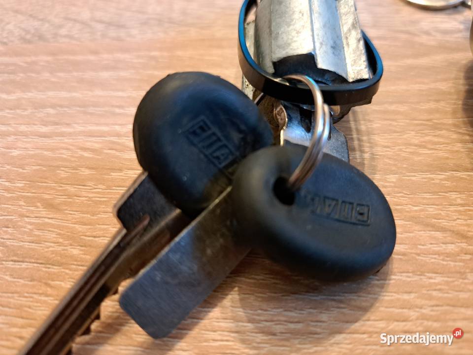 Stacyjka Fiat126p Warszawa syrena Żuk