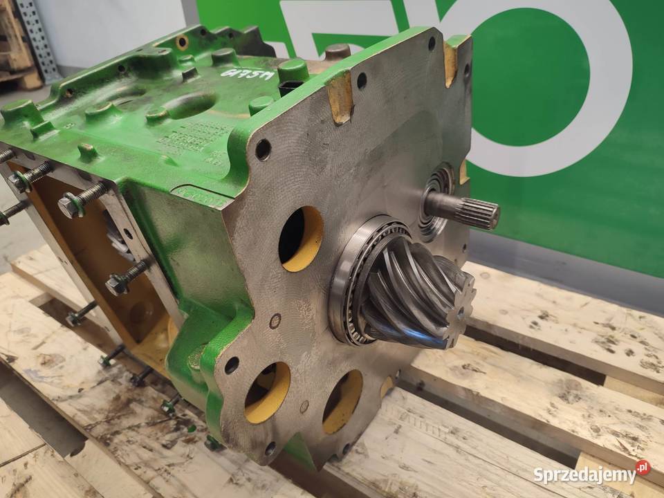 Skrzynia biegów JOHN DEERE 6175M R322095 Wilkowo sprzedam