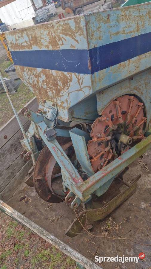 Sadzarka do ziemniakow 2rzedowa transport nieuszkodzony dolnośląskie Trzebnica