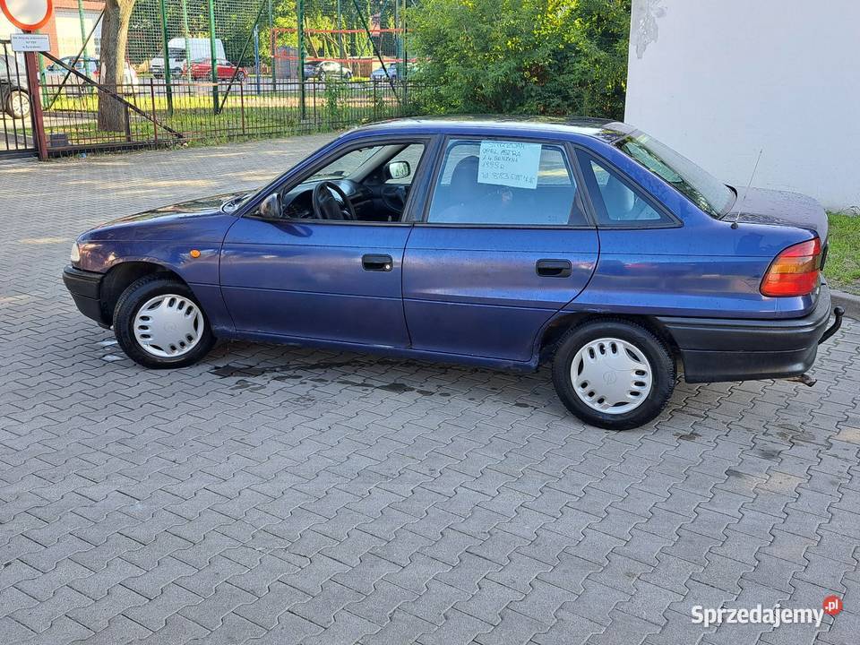 Sprzedam Opla Astra 14 8v 1999r classic mazowieckie sprzedam