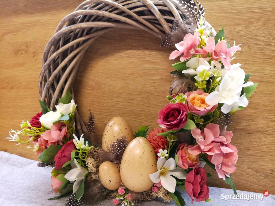 Stroik Wielkanocny na wiklinowym kole Wielkanoc świętokrzyskie Kielce