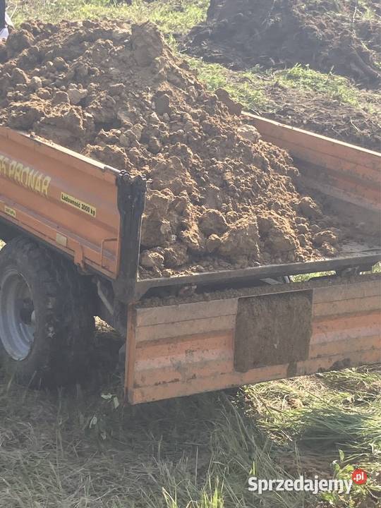 Glina pod oczko wodne staw trawnik czysta bez
