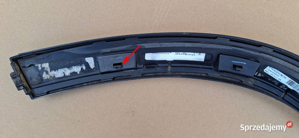 MERCEDES GLE AMG W167 LISTWA NAKŁADKA BŁOTNIKA Bieleń sprzedam