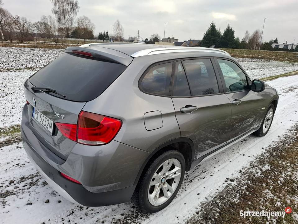 BMW X1 2011