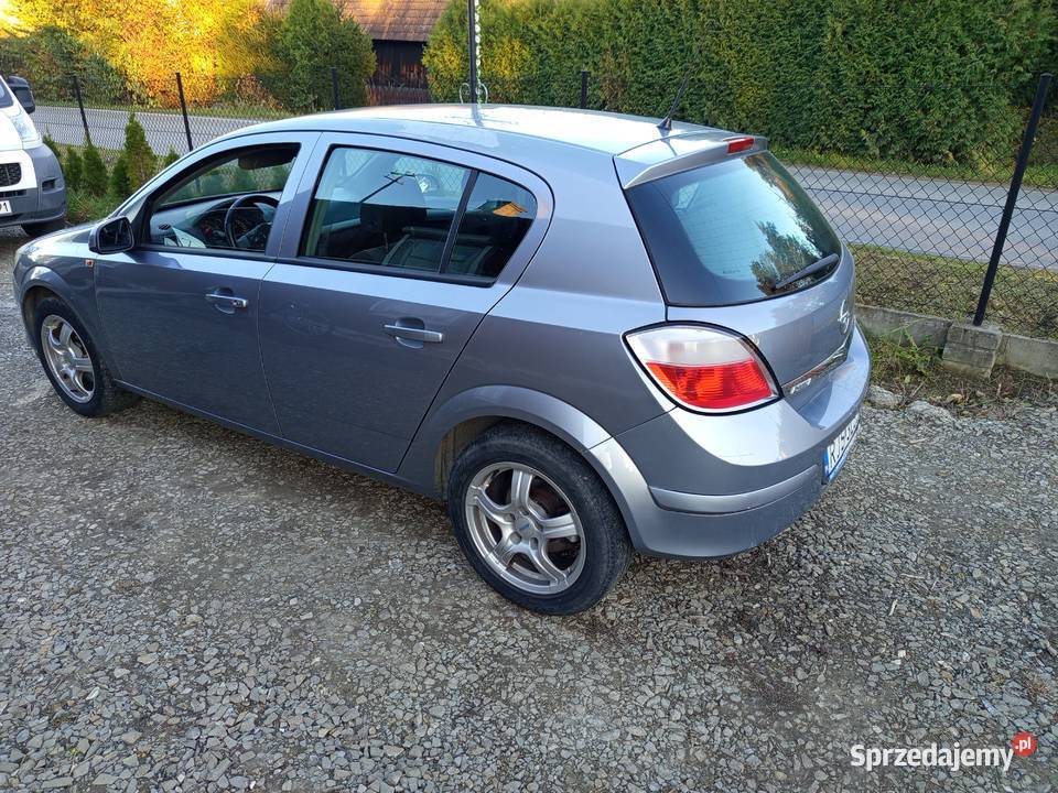 Sprzedam Opla Astra 17 cdti Astra Potakówka