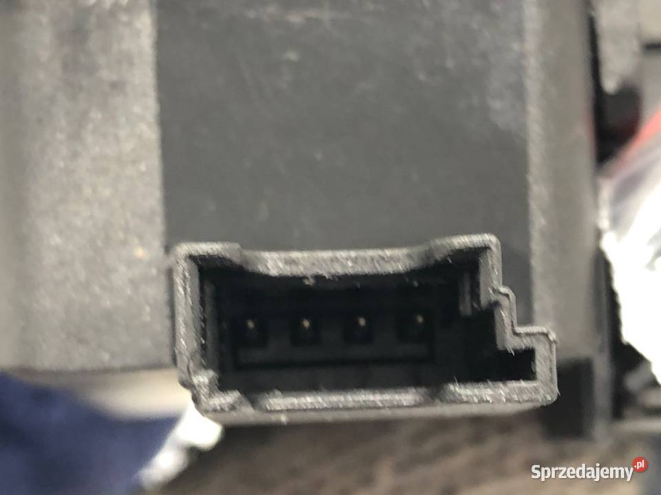 ZAMEK KLAPY TYŁ BMW E92 SportowyCoupe 8196401 sprzedam