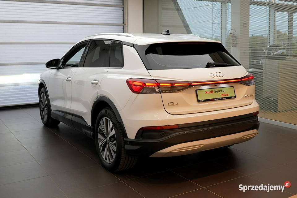Audi Q4 Q4 etron 40 204 Matrix Navi Kamera ACC elektrochrom. lusterka boczne Audi Kielce sprzedam