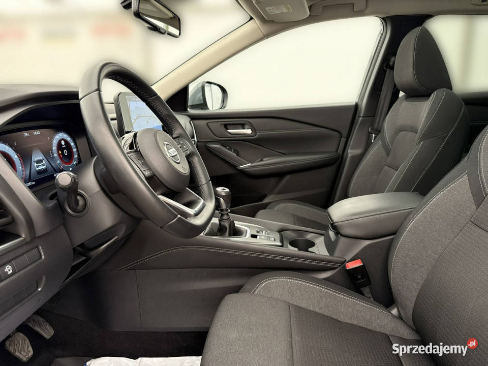 Nissan Qashqai 13 DIGT MHEV140 NConnecta Salon nieuszkodzony