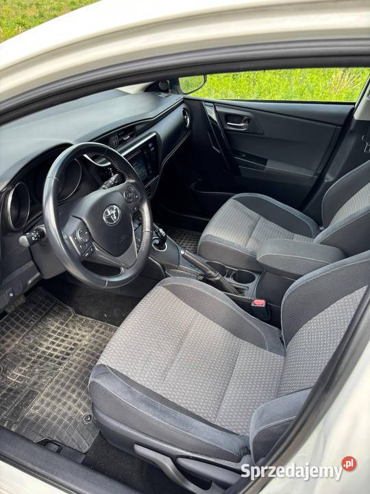 Toyota Auris 2018 Selection 18 Hybrid Niemce